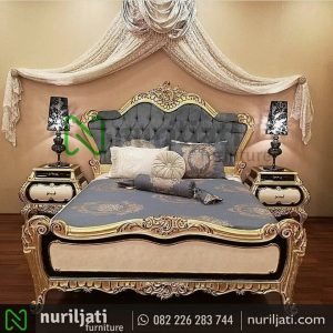 Set Tempat Tidur Ukir Mewah Tersanjung