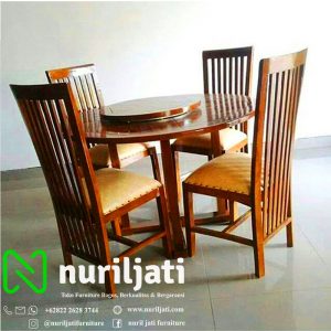 Set Meja Makan Bulat Jati Garden