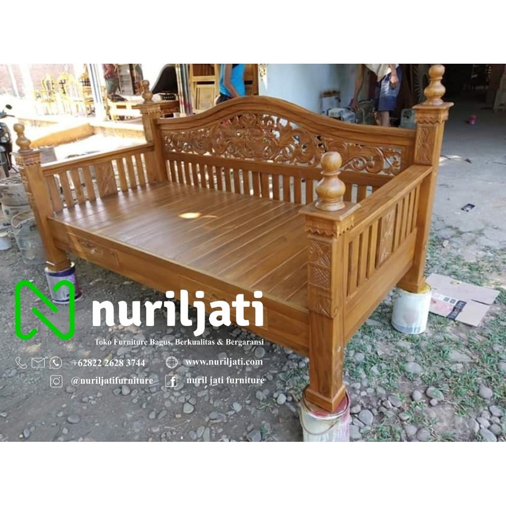 Produk Bangku Bale Bale Jati Ukir Pion