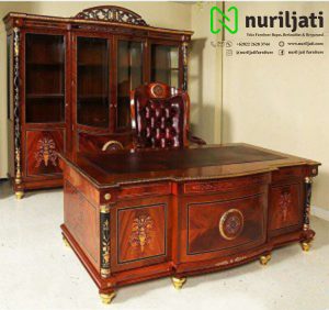 Meja Direktur Kayu Jati Ukir Terbaru