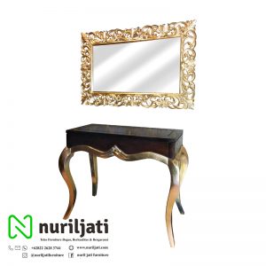 Meja Rias Cermin Ukir Terbaru 024