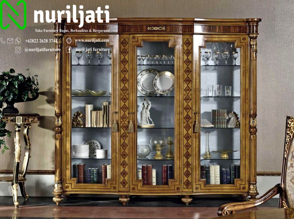 Jual Lemari Hias Minimalis Kaca 3 Pintu