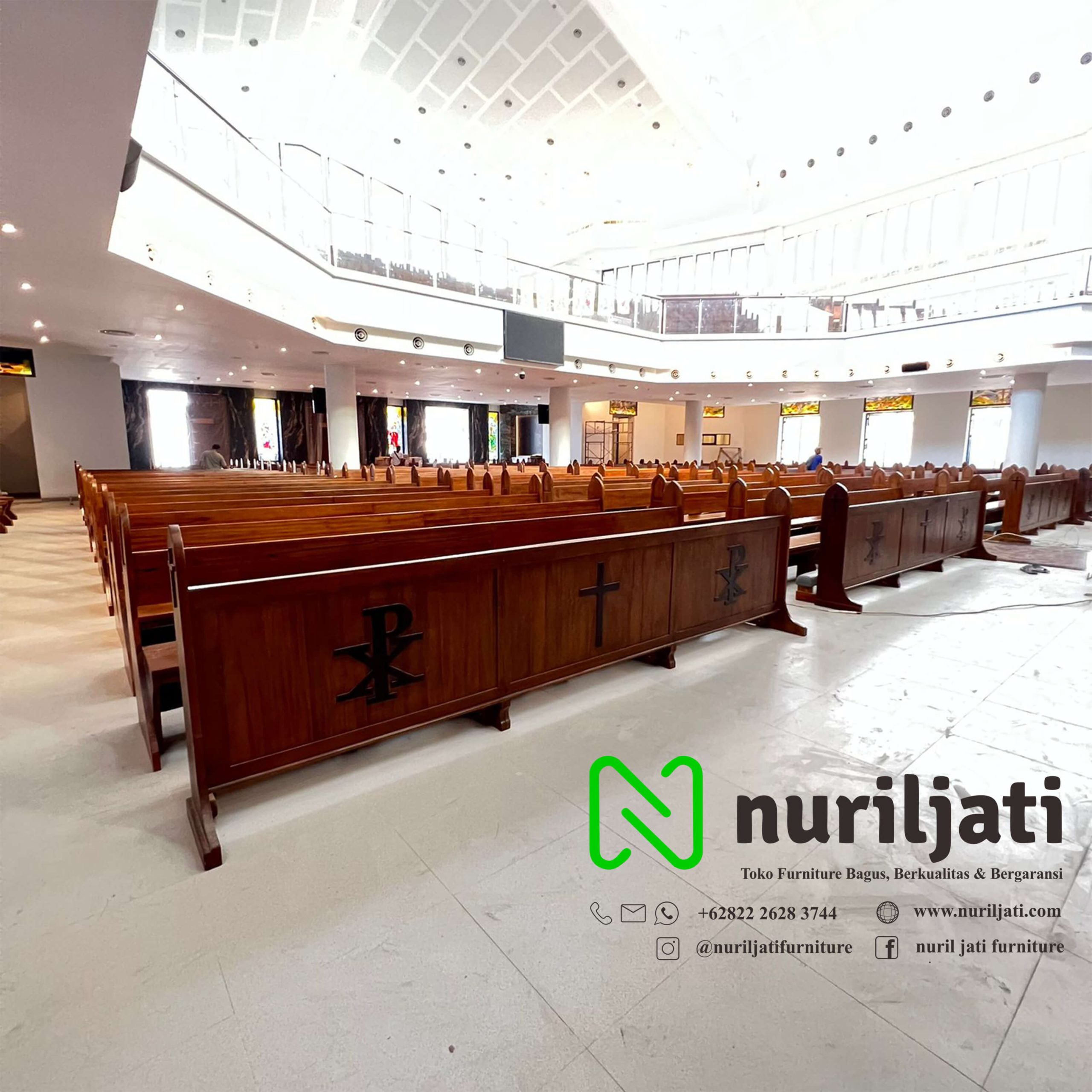 Bangku Gereja Berseponsor Katolik St.Kristofortus Jelambar