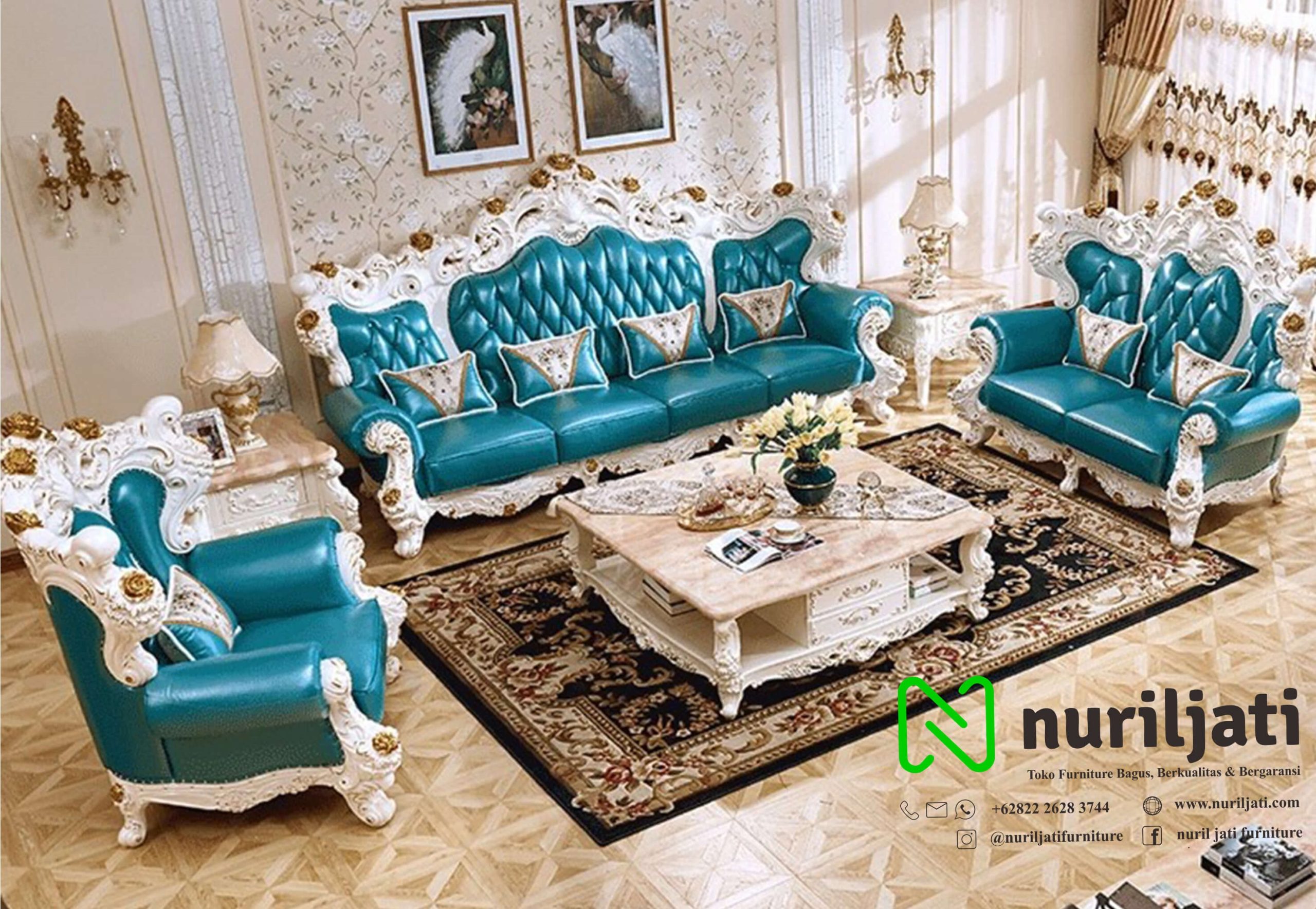 Set Sofa Tamu Bersponsor Ukir Mewah