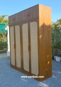 Almari Minimalis 4 Pintu Rotan Jati