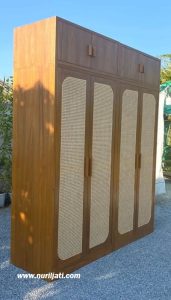 Almari Minimalis 4 Pintu Rotan Jati