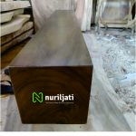 Bangku Kayu Solid Tahan Rayap