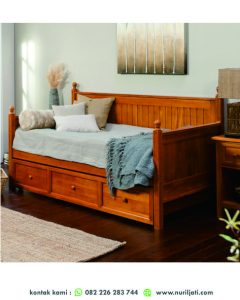 KURSI TAMU SUDUT PINTAR KAYU