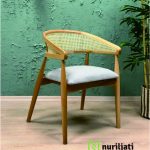 Kursi Rotan Sandaran Lengkung