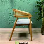 Kursi Rotan Sandaran Lengkung