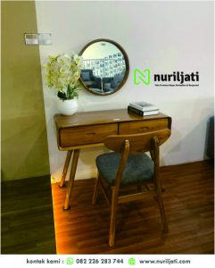 Meja Rias Kayu Jati Skandinavia
