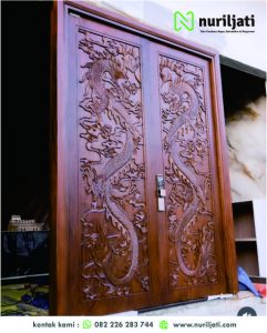 Pintu Kupu Tarung Ukir Naga Minimalis Mewah